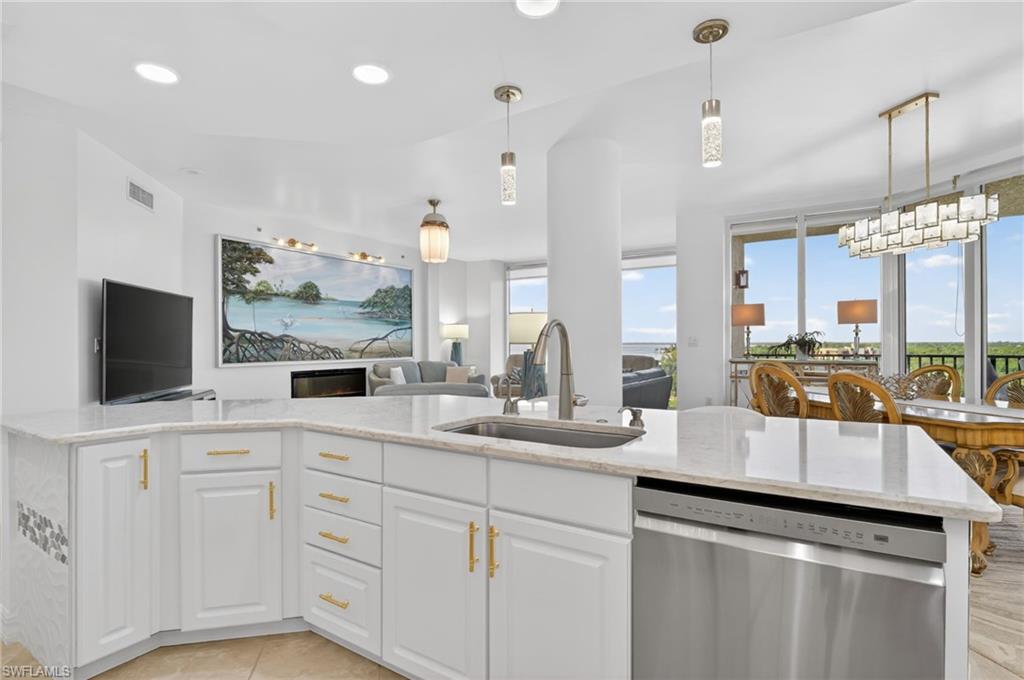 NORTH STAR YACHT CLUB - Residential