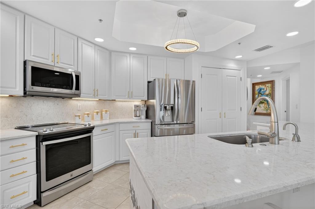 NORTH STAR YACHT CLUB - Residential