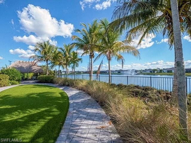 ENTRADA - Residential