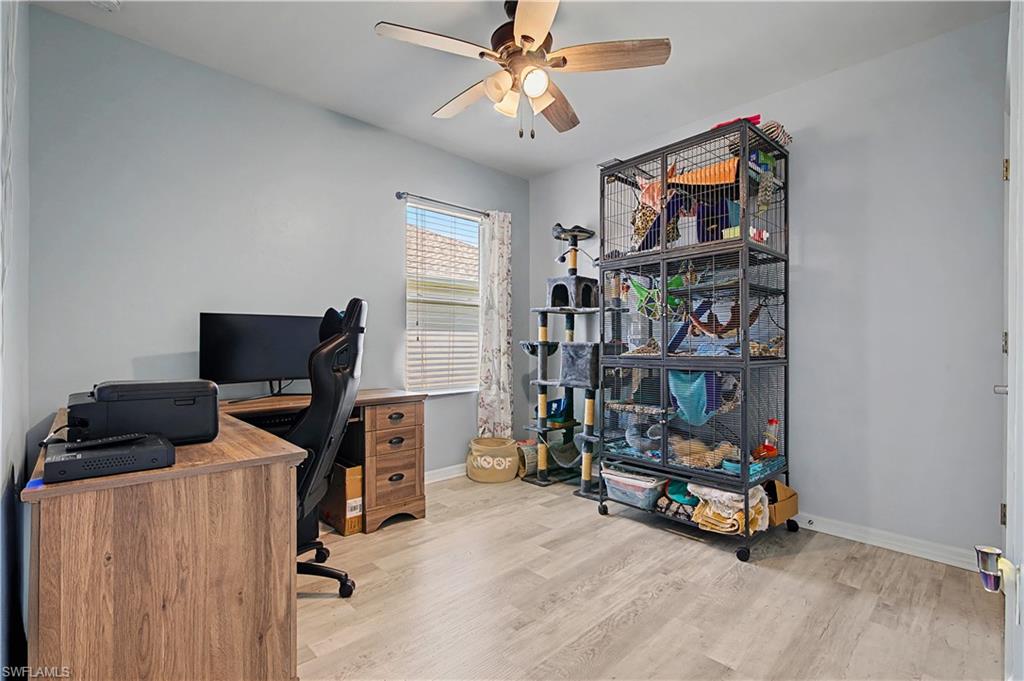 ENTRADA - Residential