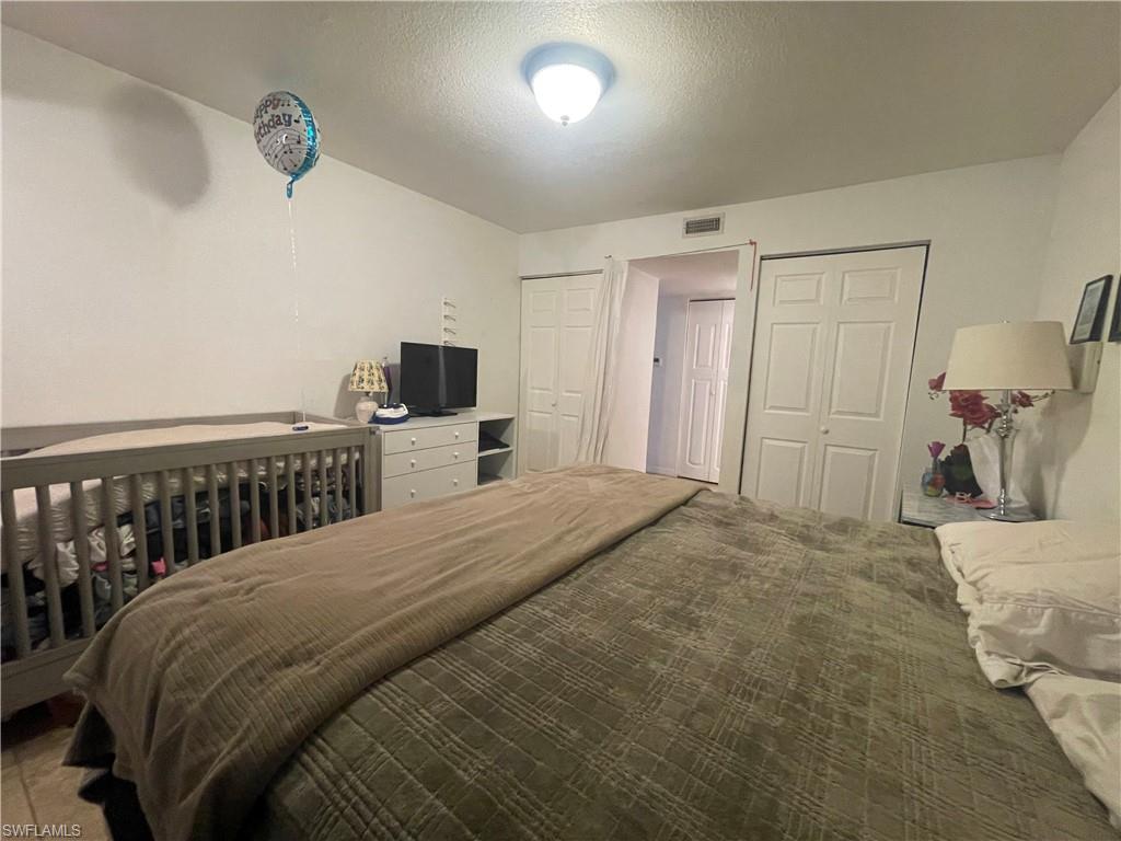 VILLAGE CREEK - Residential