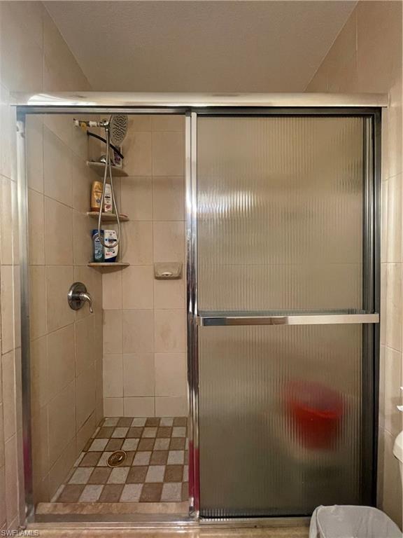 VILLAGE CREEK - Residential