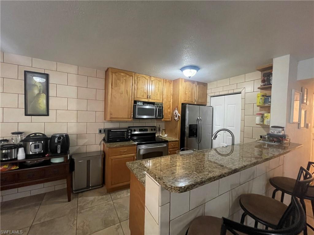 VILLAGE CREEK - Residential