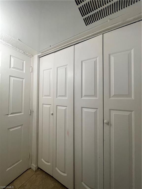 VILLAGE CREEK - Residential