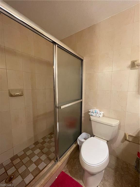 VILLAGE CREEK - Residential