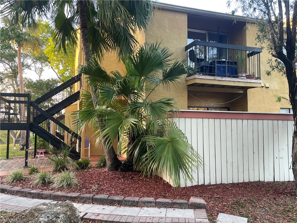 VILLAGE CREEK - Residential