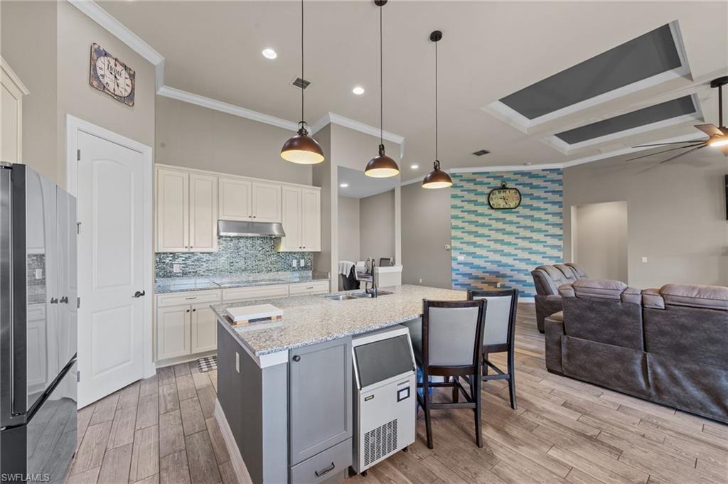 AVALON PARK - Residential