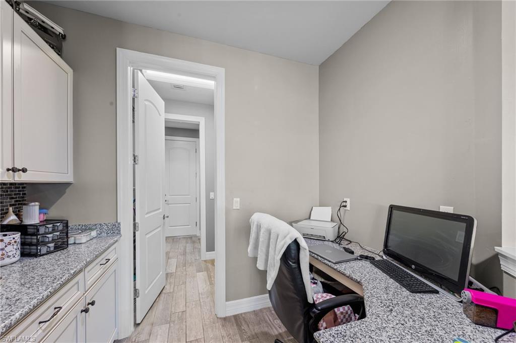 AVALON PARK - Residential