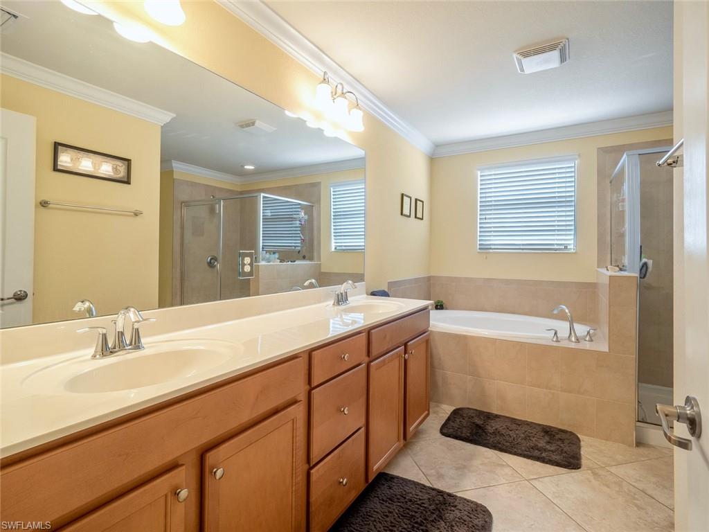 REFLECTION ISLES - Residential