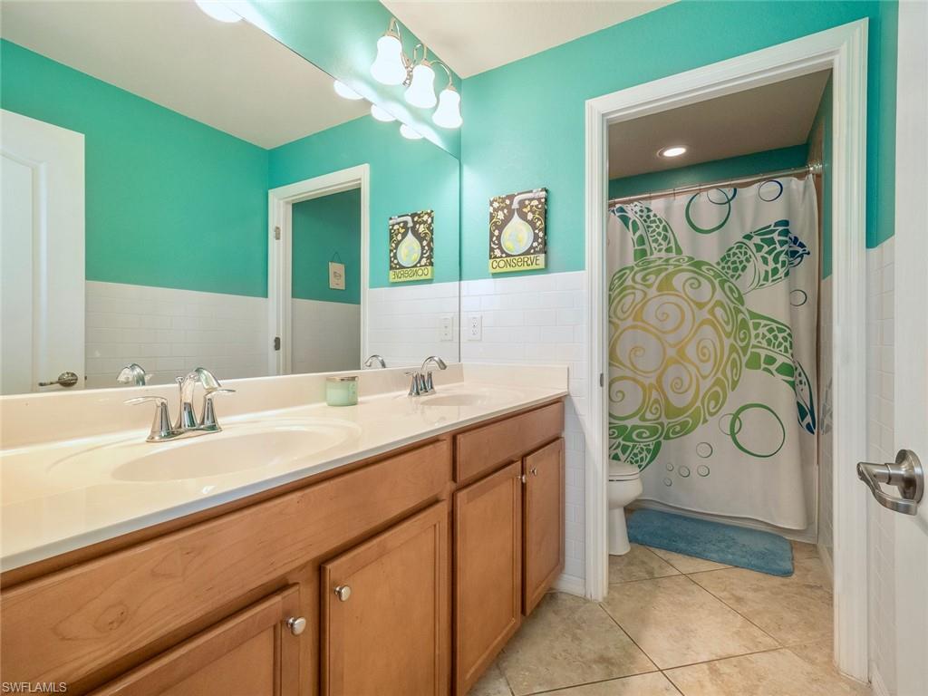 REFLECTION ISLES - Residential