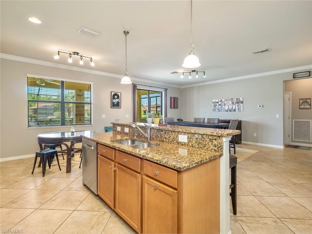 REFLECTION ISLES - Residential