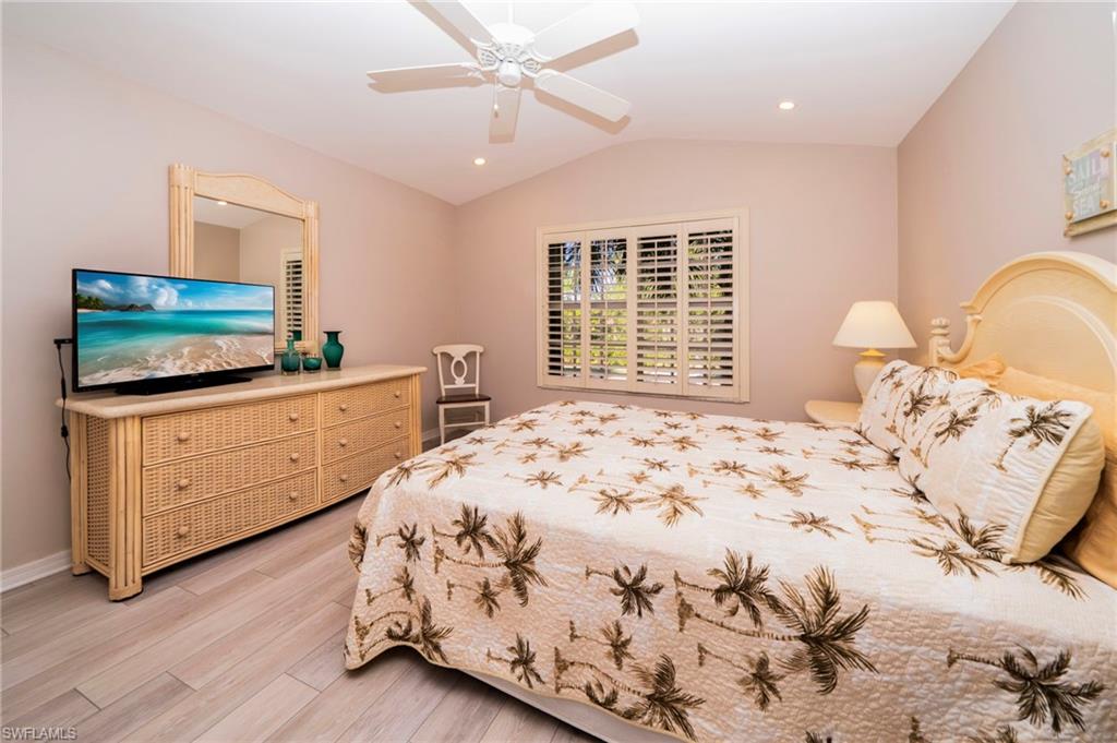 GARDEN LAKES - Residential