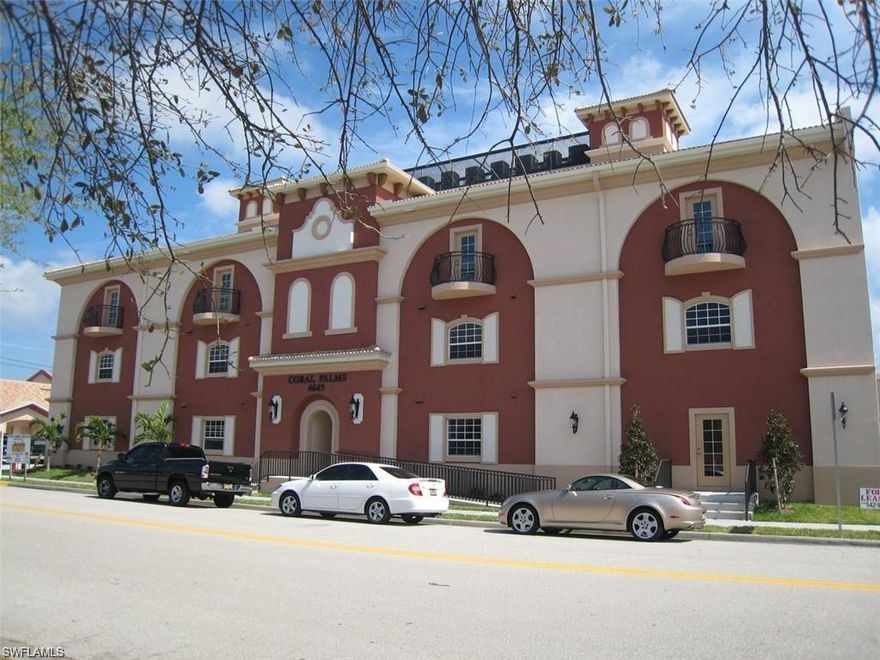 Perfect Business Suite for Rent in the Heart of Downtown Cape Coral! Triple Net.
