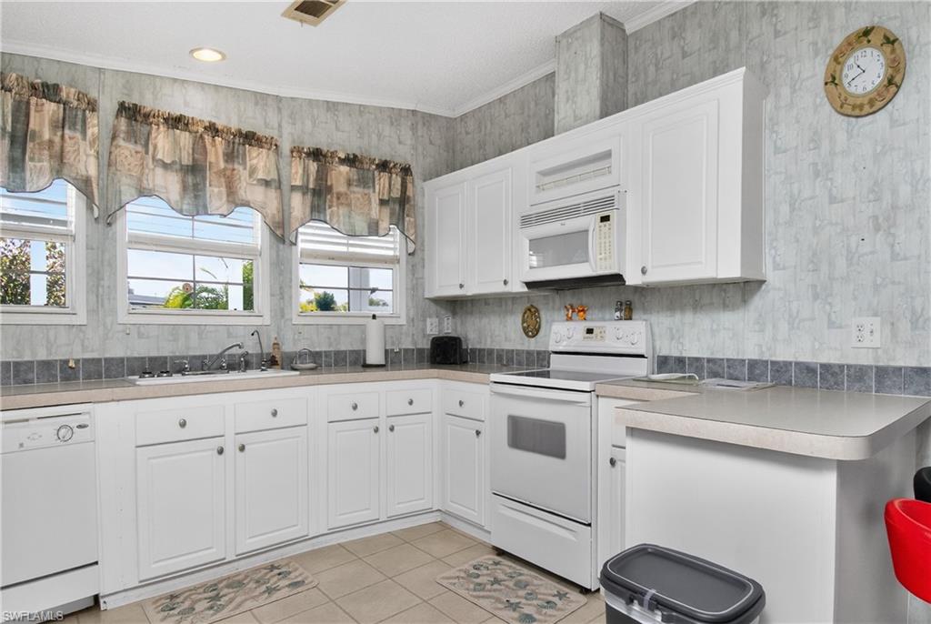 PORT CHARLOTTE - Residential