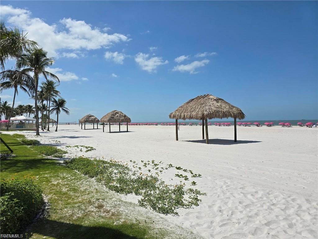 SANIBEL VIEW VILLAS - Residential