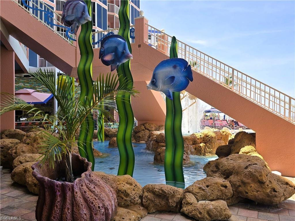 SANIBEL VIEW VILLAS - Residential