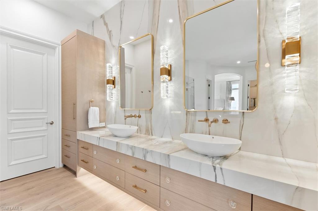 OLDE NAPLES - Residential