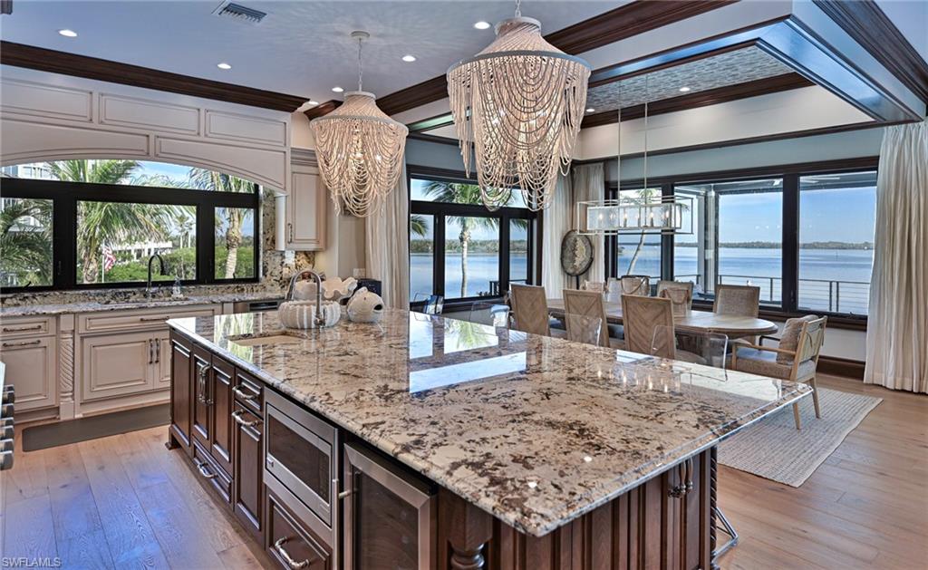 LAGUNA SHORES - Residential