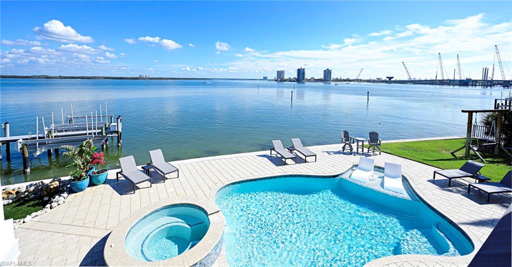 LAGUNA SHORES - Residential