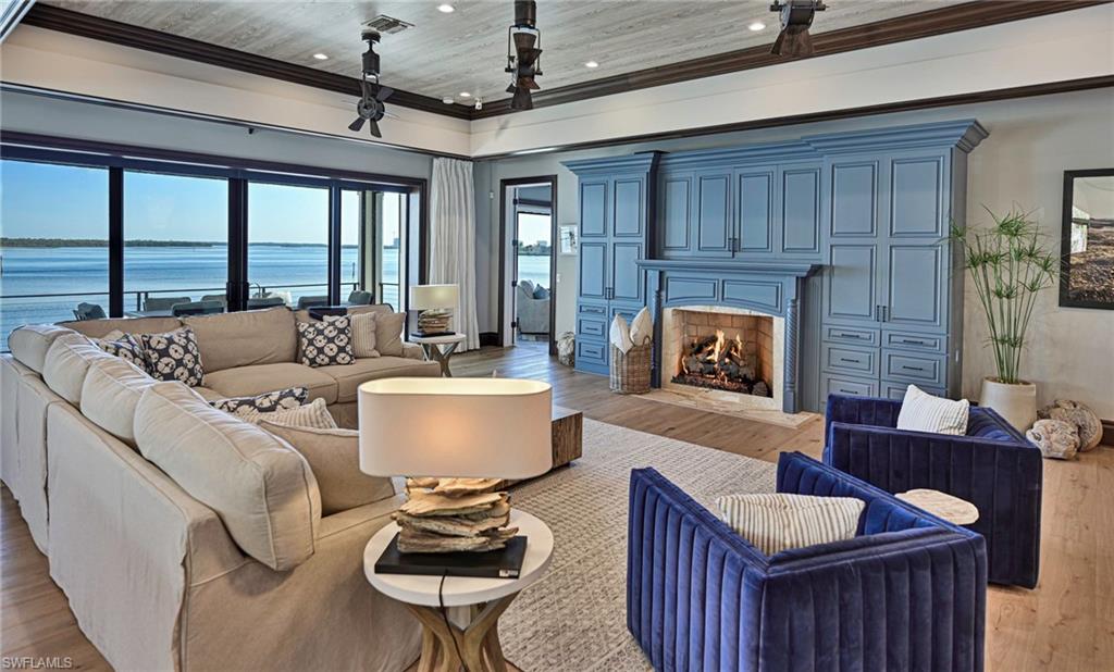 LAGUNA SHORES - Residential