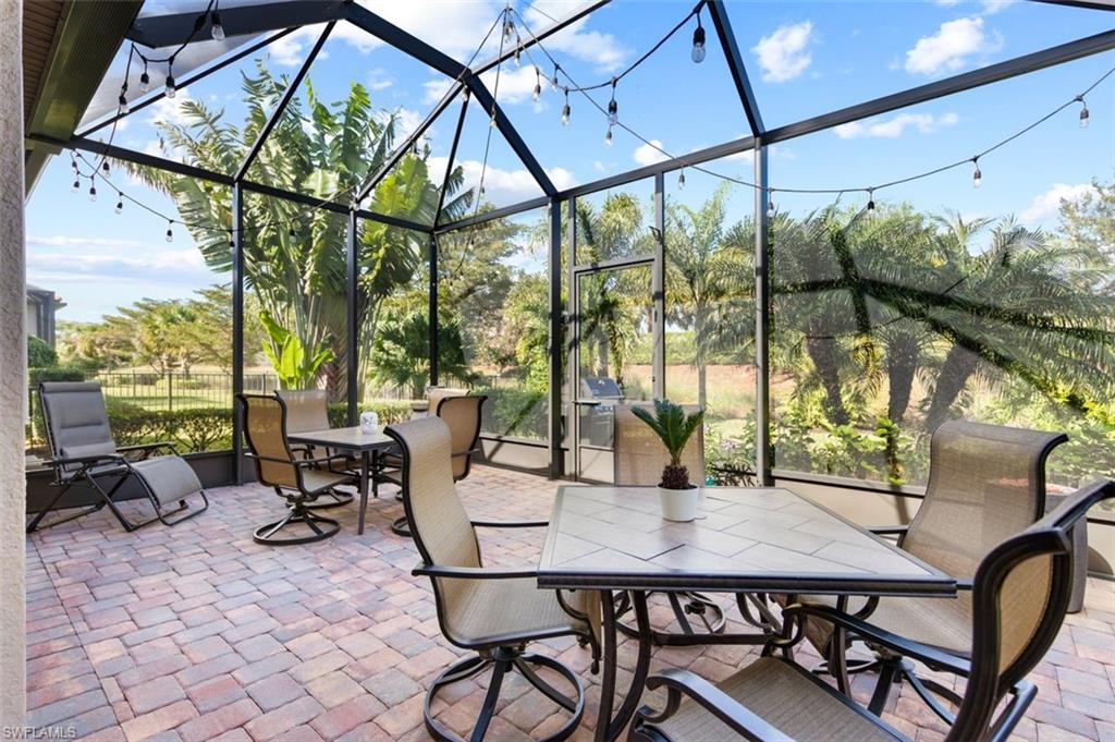 CORKSCREW SHORES - Residential