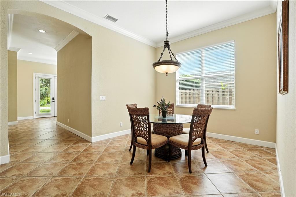 NAPLES PARK - Residential