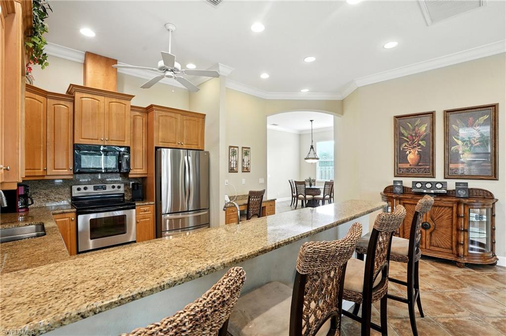 NAPLES PARK - Residential