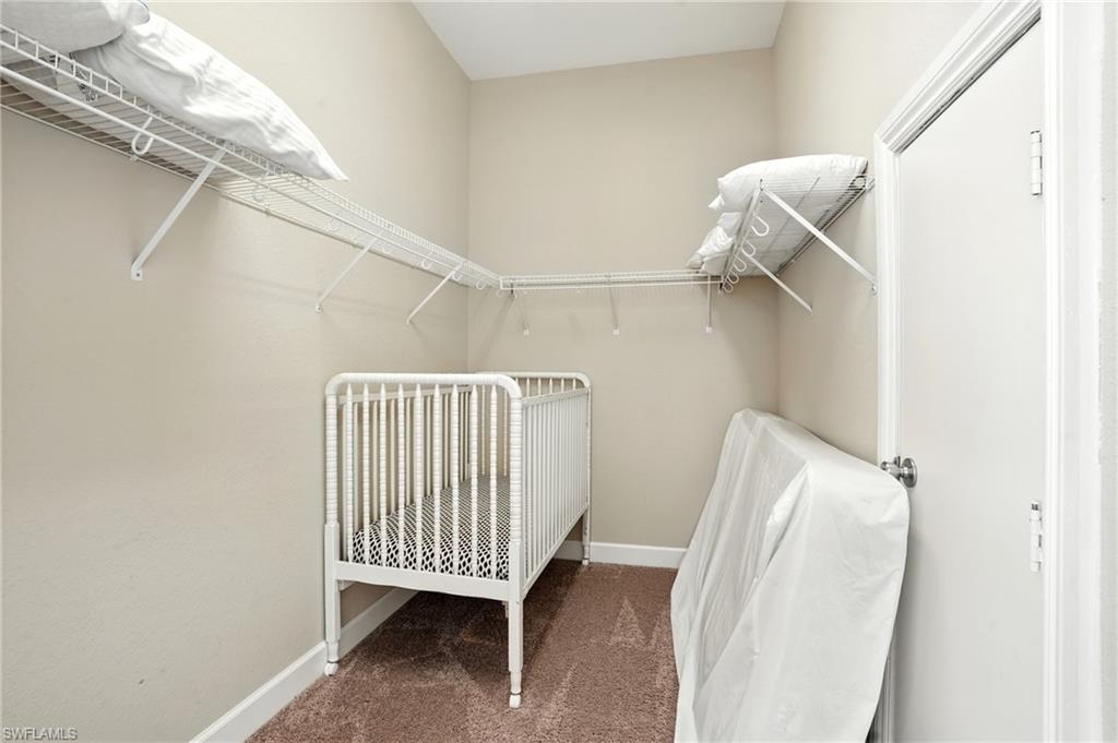 NAPLES PARK - Residential