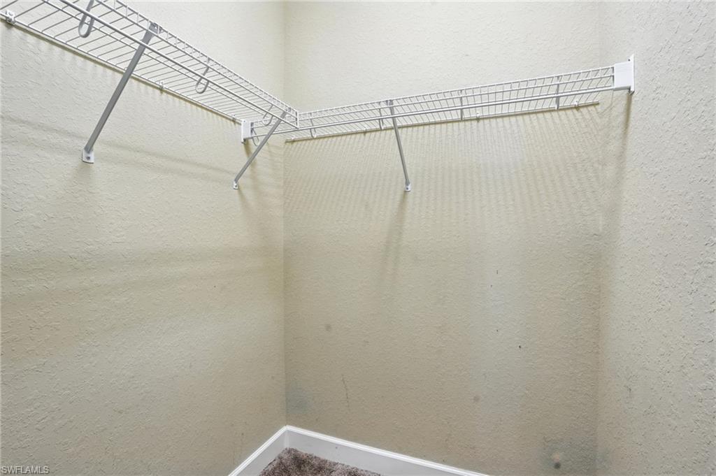 NAPLES PARK - Residential