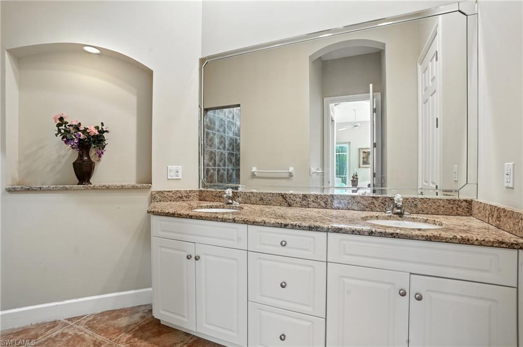 NAPLES PARK - Residential