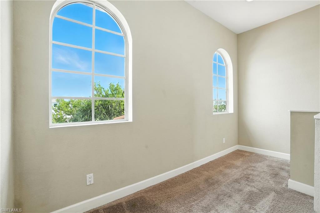 NAPLES PARK - Residential