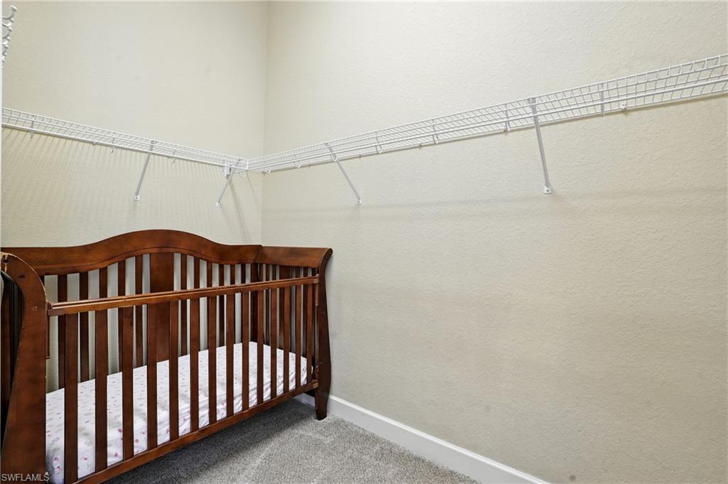 NAPLES PARK - Residential