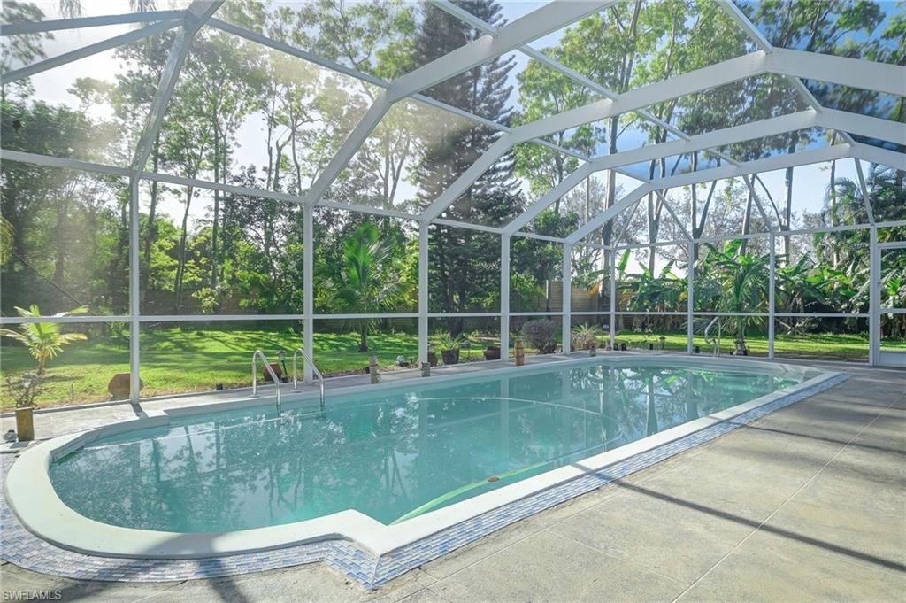 BERKSHIRE LAKES - Residential