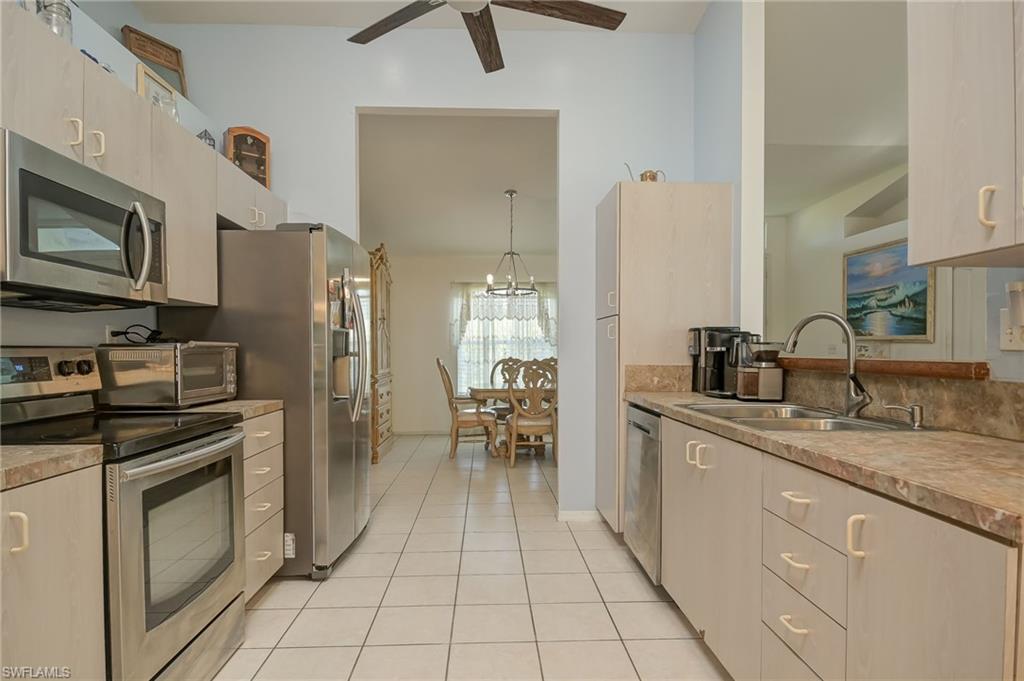 BERKSHIRE LAKES - Residential