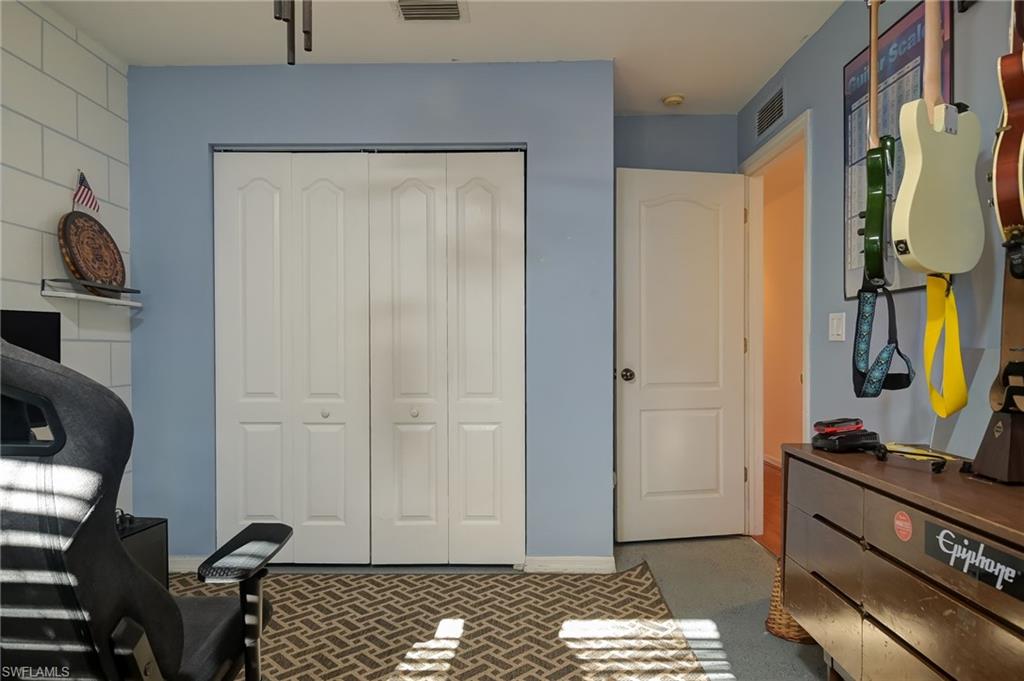 BERKSHIRE LAKES - Residential