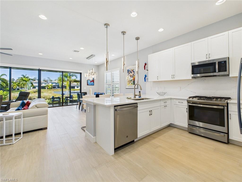 RIVERCREEK IN ESTERO - Residential