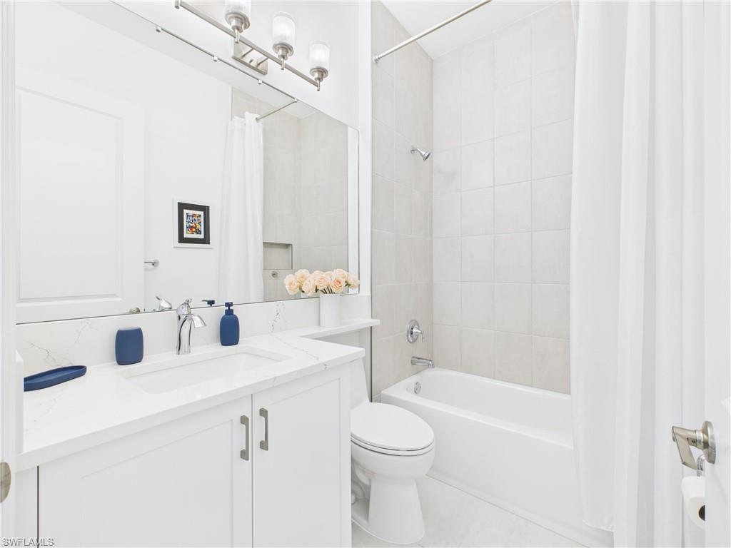 RIVERCREEK IN ESTERO - Residential