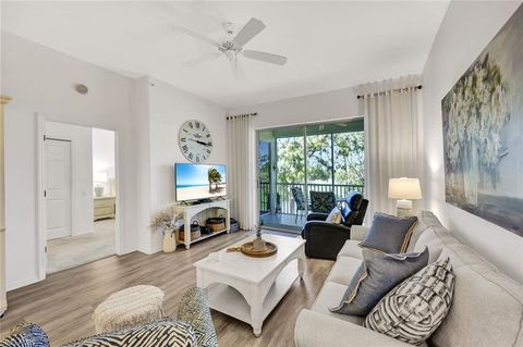 8239 Parkstone PL 4-305 NAPLES FL 34120