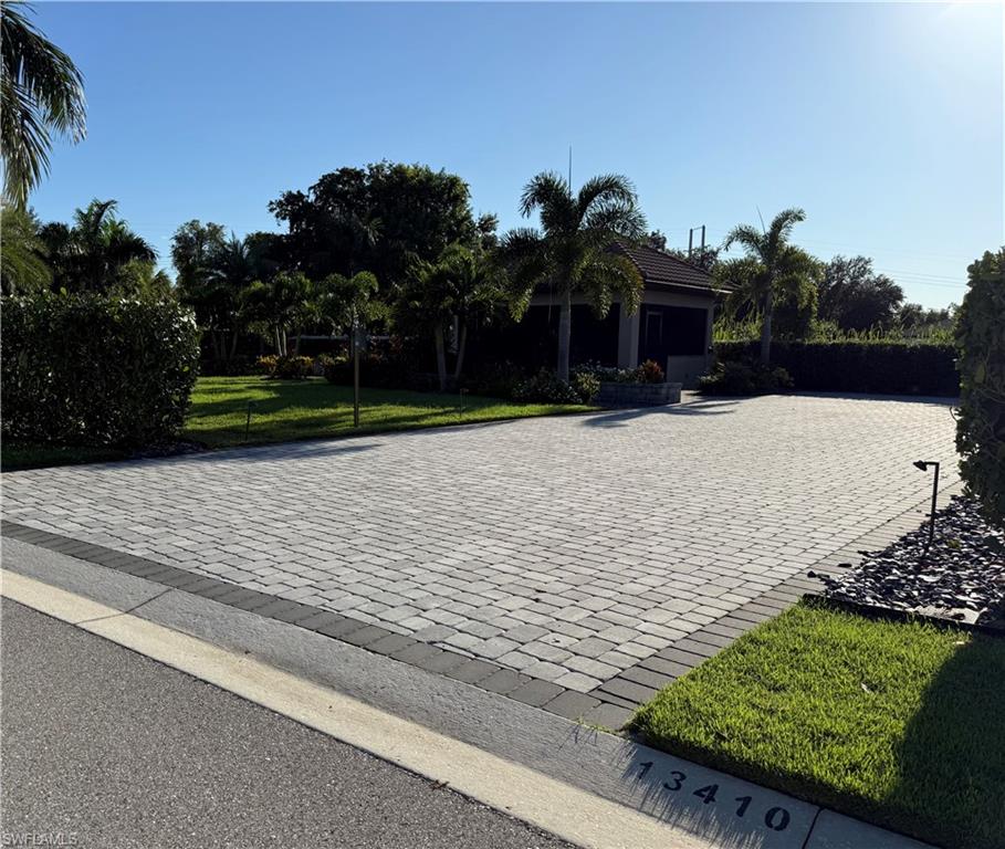 GOLDEN PALMS LUXURY MOTORCOACH RESORT - Land