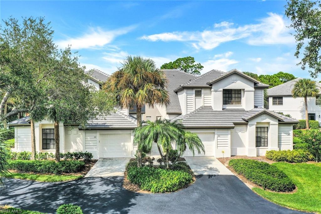 OAKWOOD CARRIAGE HOME - Residential