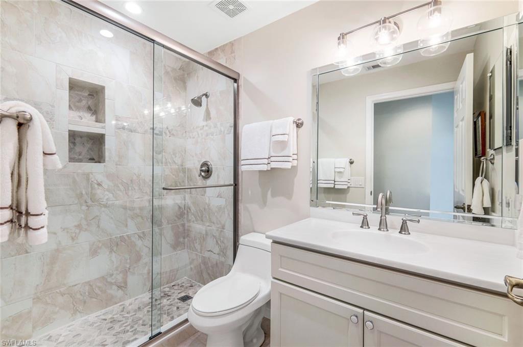 OAKWOOD CARRIAGE HOME - Residential