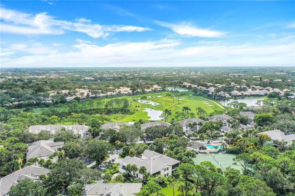 OAKWOOD CARRIAGE HOME - Residential