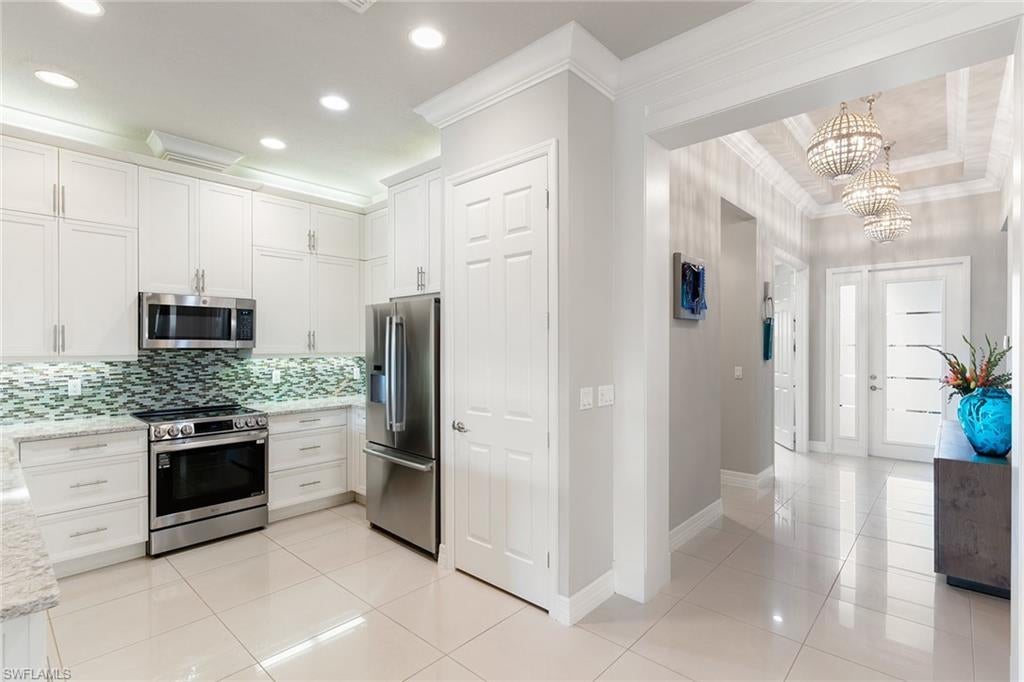 13617 Mandarin CIR