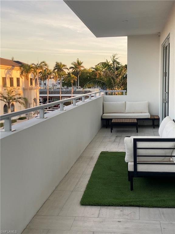 OLDE NAPLES - Residential