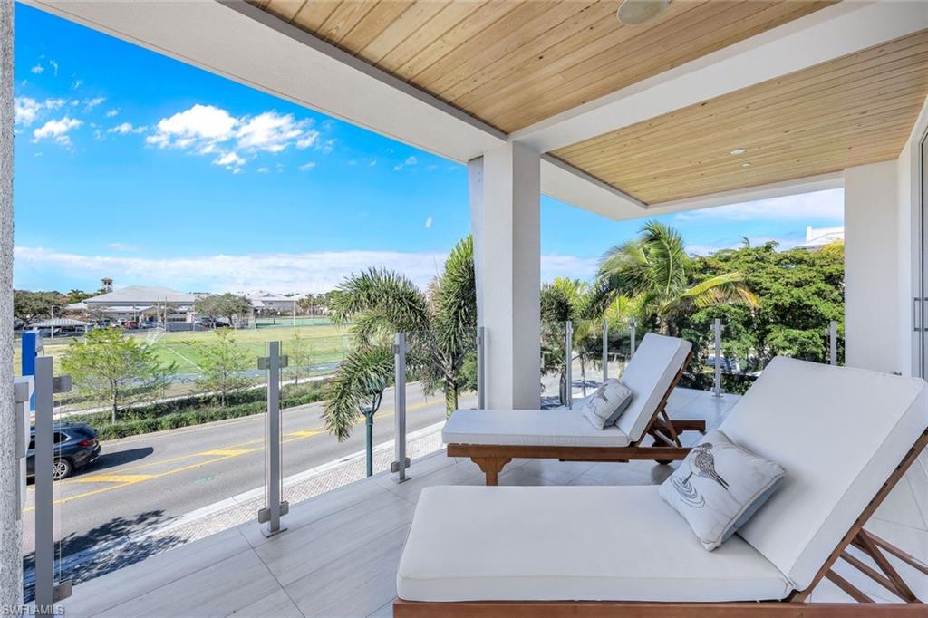 OLDE NAPLES - Residential