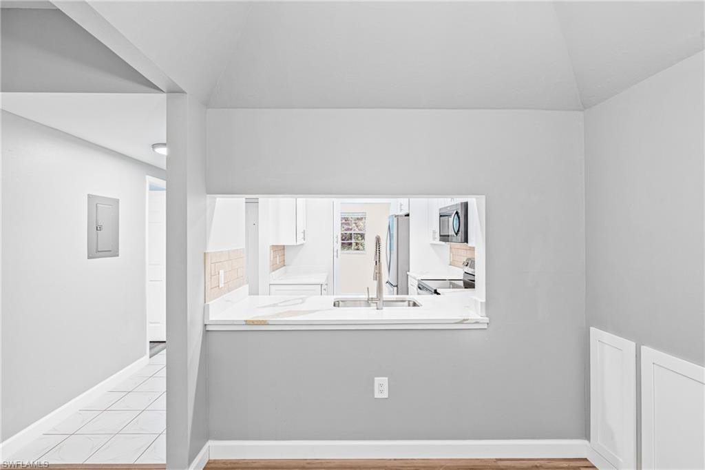 SUMMERLIN TRACE CONDO - Residential