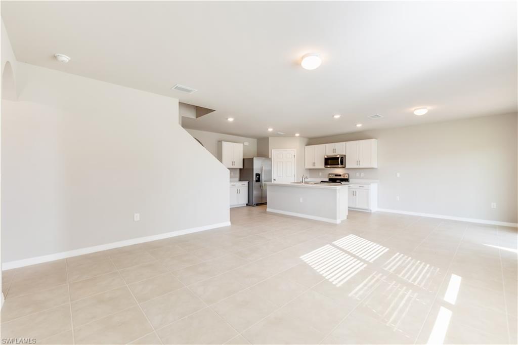 CORAL BAY - Residential