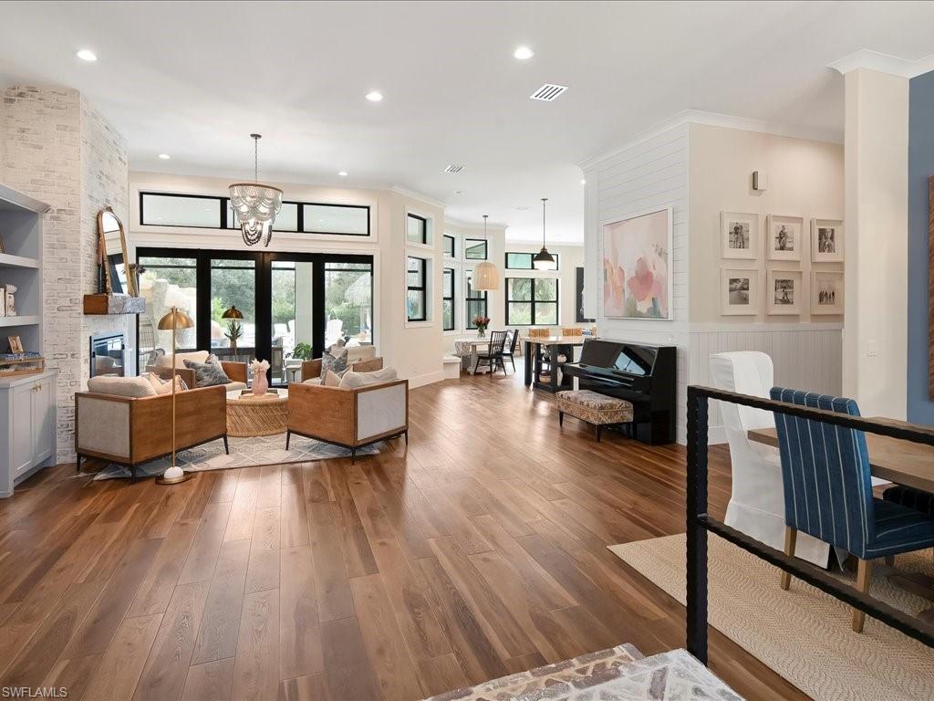 GOLDEN GATE ESTATES - Residential