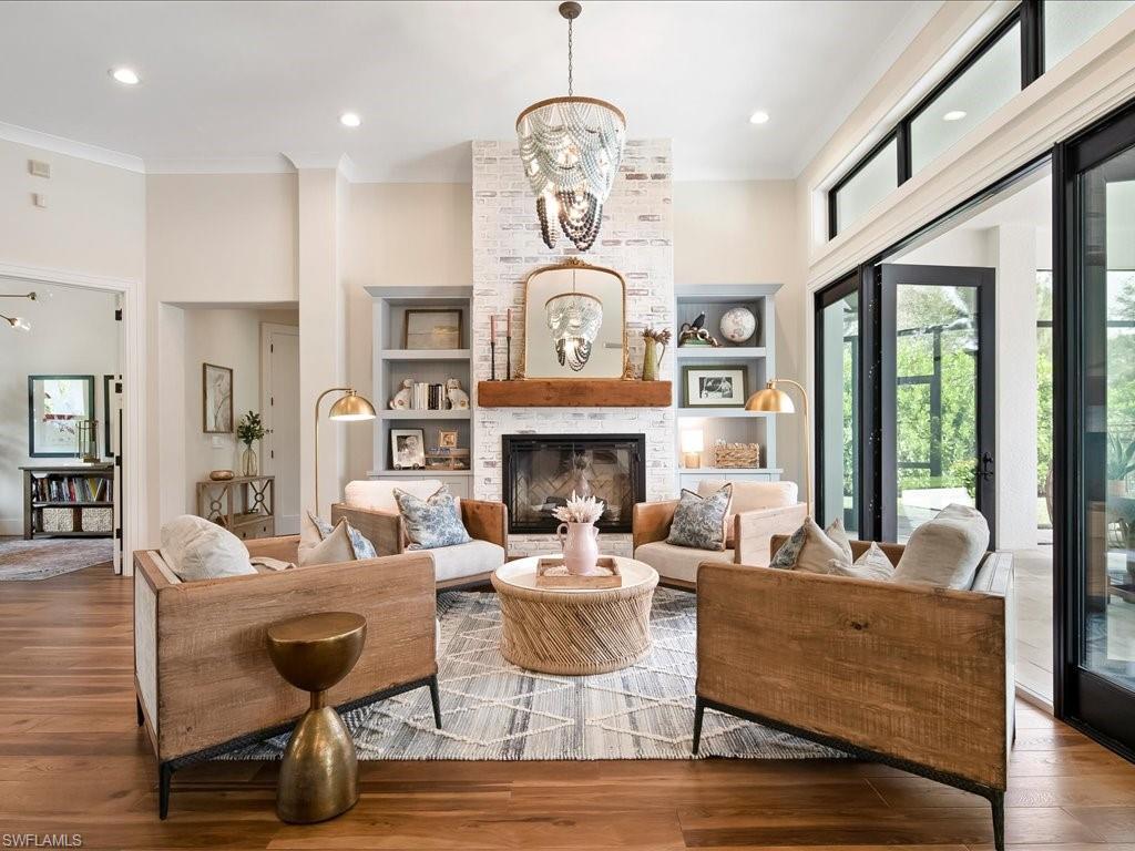 GOLDEN GATE ESTATES - Residential