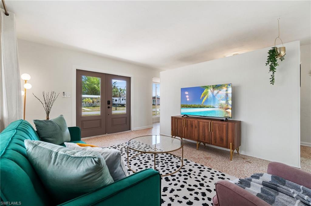 PORT CHARLOTTE - Residential